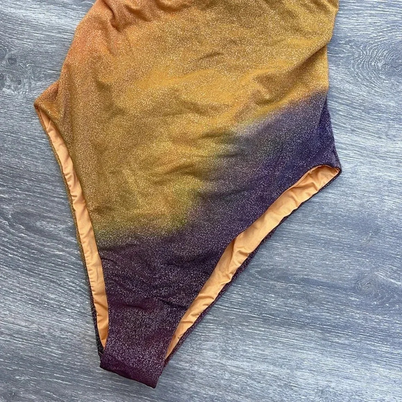 RVCA Trippy Dana Cheeky - Picture 6 of 13